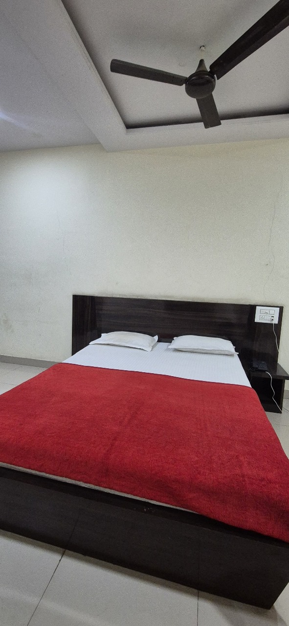 WhatsApp Image 2026-01-05 at 4.08.49 PM